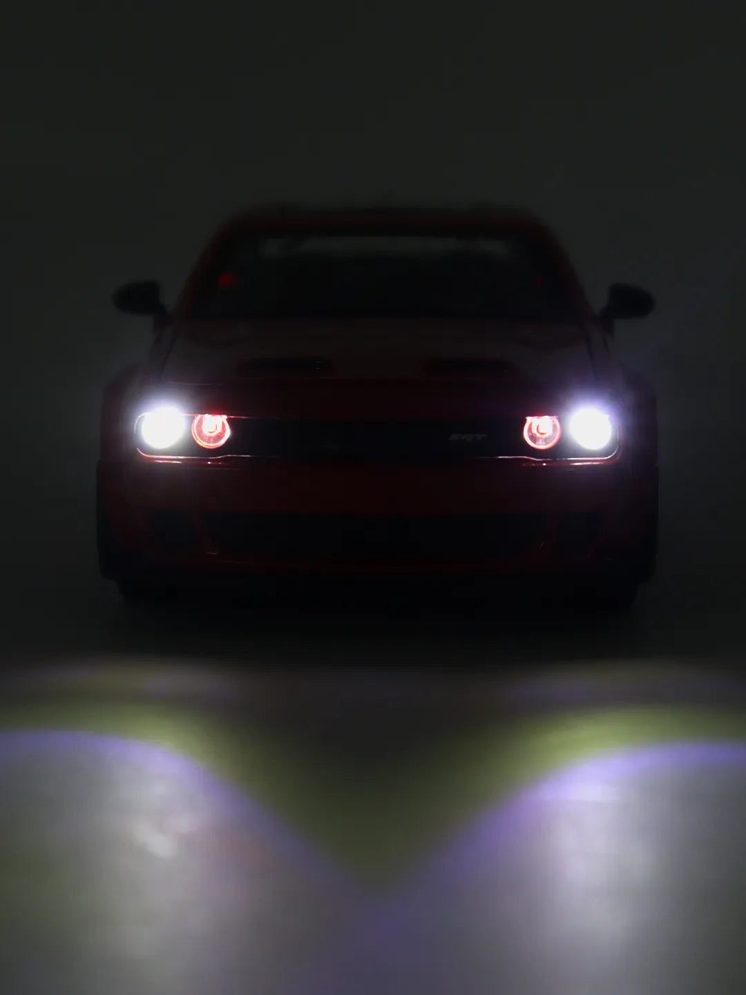 1:24 DODGE Challenger SRT Scale model car RED